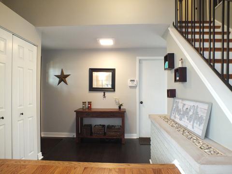 341 Jon Ct, Des Plaines, IL 60016 photo 3