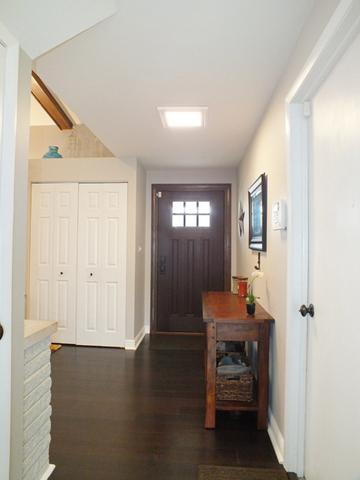 341 Jon Ct, Des Plaines, IL 60016 photo 2