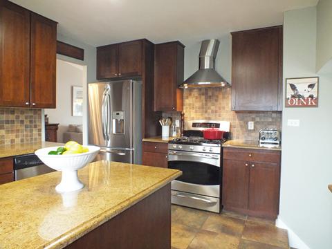 341 Jon Ct, Des Plaines, IL 60016 photo 6