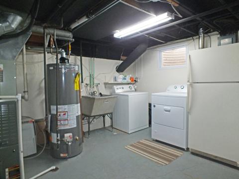 341 Jon Ct, Des Plaines, IL 60016 photo 19