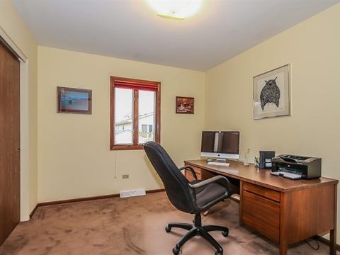 83 Lockman Cir, Elgin, IL 60123 photo 18