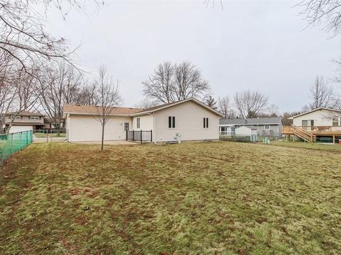 83 Lockman Cir, Elgin, IL 60123 photo 25