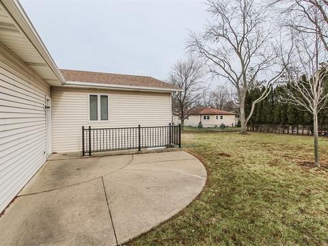83 Lockman Cir, Elgin, IL 60123 photo 22
