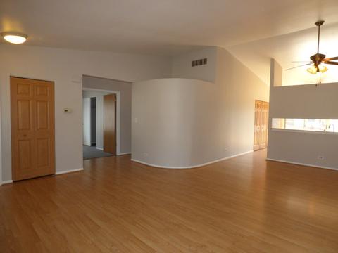 1343 Inverness Dr, Elgin, IL 60120 photo 11