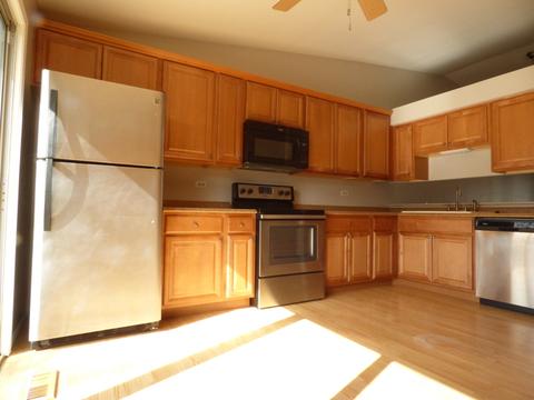 1343 Inverness Dr, Elgin, IL 60120 photo 3