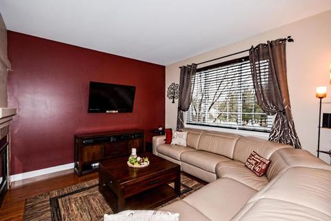53 Cantal Ct, Wheeling, IL 60090 photo 3