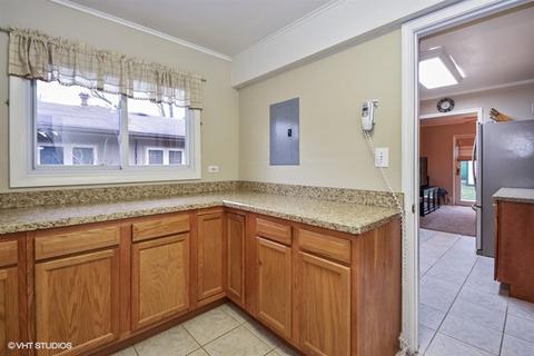 357 Westgate Dr, Park Forest, IL 60466 photo 6