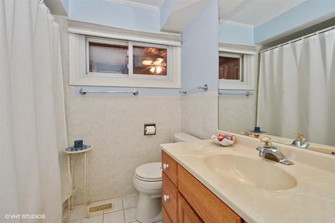357 Westgate Dr, Park Forest, IL 60466 photo 10