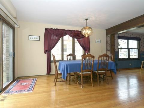 1007 E Cardinal Ln, Mount Prospect, IL 60056 photo 12