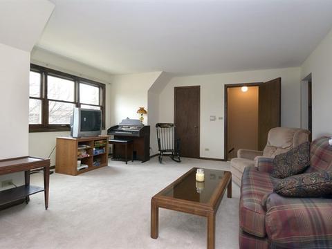 1007 E Cardinal Ln, Mount Prospect, IL 60056 photo 19