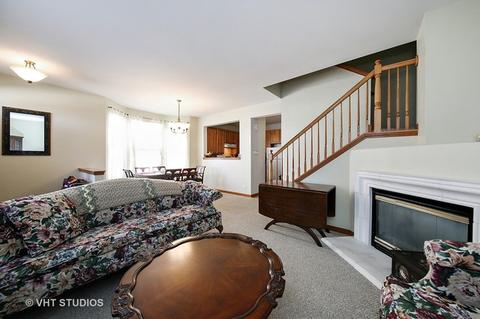 2284 Georgetown Cir, Aurora, IL 60503 photo 2