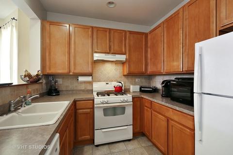 2284 Georgetown Cir, Aurora, IL 60503 photo 3