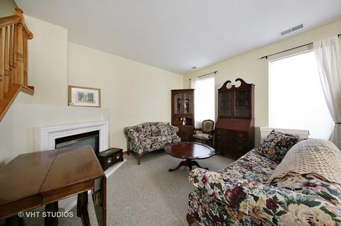2284 Georgetown Cir, Aurora, IL 60503 photo 5