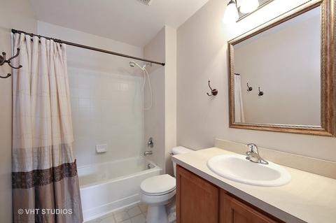 2284 Georgetown Cir, Aurora, IL 60503 photo 10