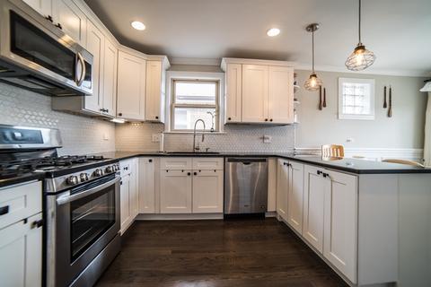 8635 S Kenton Ave, Chicago, IL 60652 photo 5