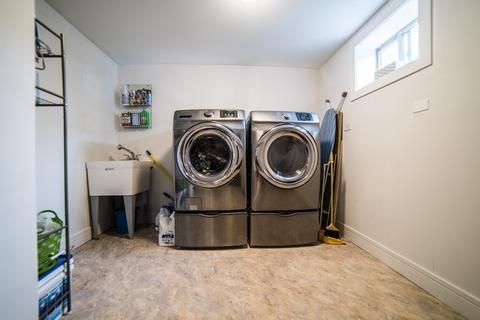 8635 S Kenton Ave, Chicago, IL 60652 photo 16