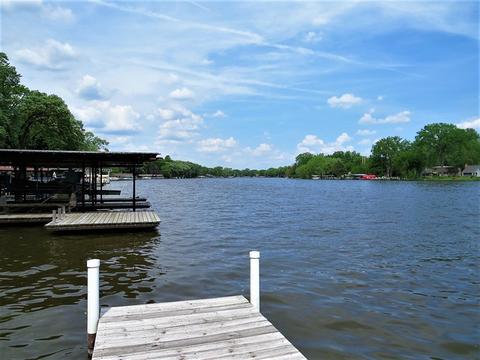 2210 Orchard Beach Rd, Mchenry, IL 60050 photo 6