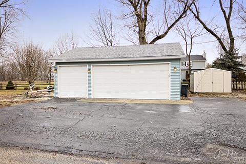 2210 Orchard Beach Rd, Mchenry, IL 60050 photo 2