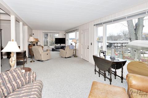 2210 Orchard Beach Rd, Mchenry, IL 60050 photo 16
