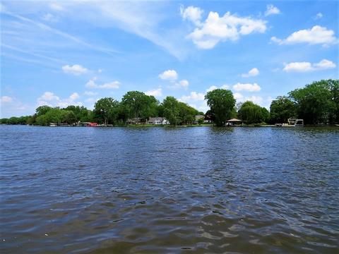 2210 Orchard Beach Rd, Mchenry, IL 60050 photo 7