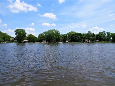 2210 Orchard Beach Rd, Mchenry, IL 60050 photo 5