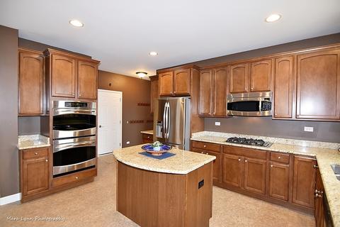 619 Trails End, Elgin, IL 60124 photo 5