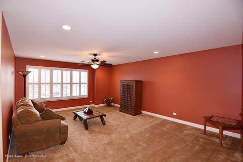 619 Trails End, Elgin, IL 60124 photo 19