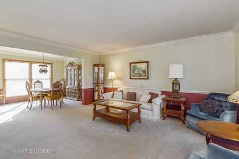 603 Longtree Dr, Wheeling, IL 60090 photo 3