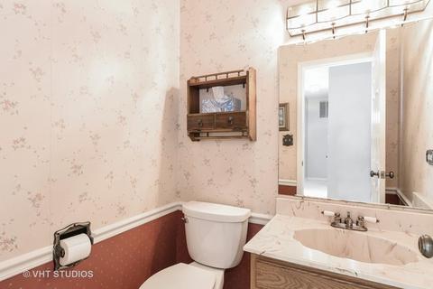 603 Longtree Dr, Wheeling, IL 60090 photo 13