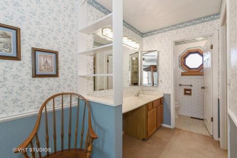 603 Longtree Dr, Wheeling, IL 60090 photo 9