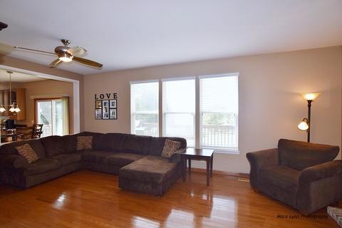 1849 Capri Dr, Aurora, IL 60503 photo 8