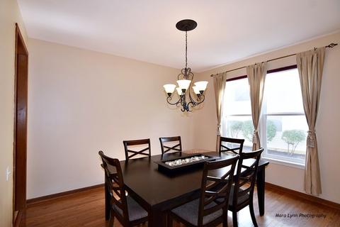 1849 Capri Dr, Aurora, IL 60503 photo 18
