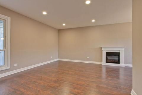 690 Lakeside Circle Dr, Wheeling, IL 60090 photo 4