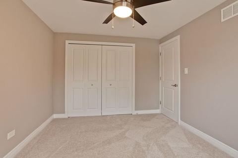 690 Lakeside Circle Dr, Wheeling, IL 60090 photo 21