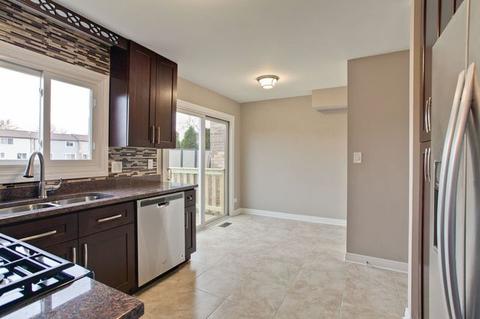 690 Lakeside Circle Dr, Wheeling, IL 60090 photo 10