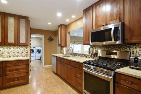 914 Wayne Ave, Deerfield, IL 60015 photo 9