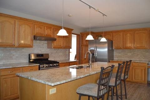 4 White Chapel Ct, Algonquin, IL 60102 photo 5