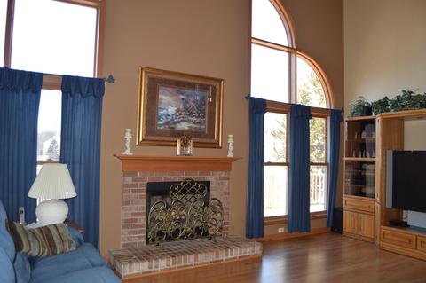 4 White Chapel Ct, Algonquin, IL 60102 photo 11