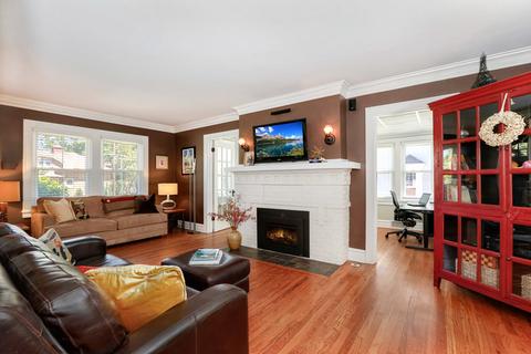 604 S Washington St, Wheaton, IL 60187 photo 6