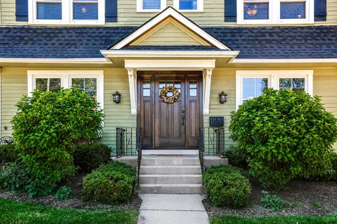 604 S Washington St, Wheaton, IL 60187 photo 2