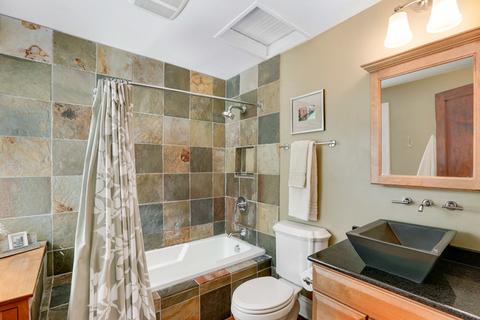 604 S Washington St, Wheaton, IL 60187 photo 27