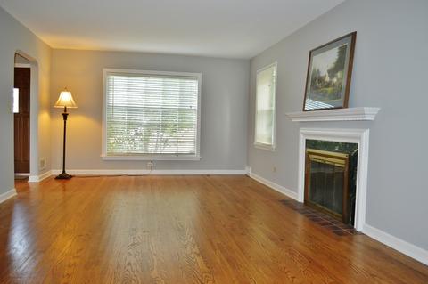 322 E North Ave, Elmhurst, IL 60126 photo 4