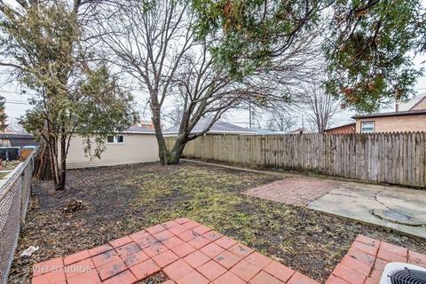 3642 W 68th Pl, Chicago, IL 60629 photo 15