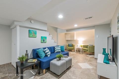 3642 W 68th Pl, Chicago, IL 60629 photo 13