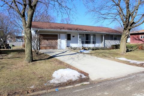 407 Park Ct, Morrison, IL 61270 photo 1