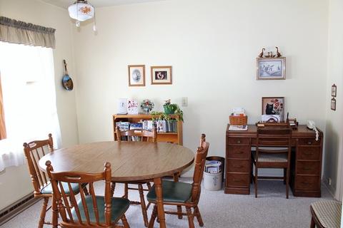 407 Park Ct, Morrison, IL 61270 photo 7
