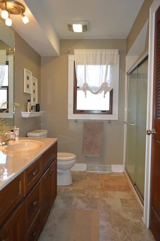 1116 Forest Dr, Elgin, IL 60123 photo 14