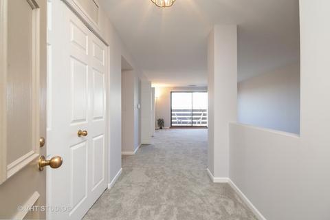 2000 Chestnut Ave #404, Glenview, IL 60025 photo 2