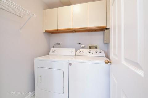 2000 Chestnut Ave #404, Glenview, IL 60025 photo 16