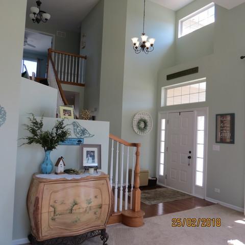 7410 Clem Dr, Gurnee, IL 60031 photo 2